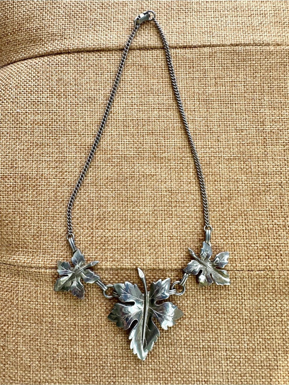 Vintage 3 Silver Maple Leaf Link Statement Short Choker Style Necklace 15" Long